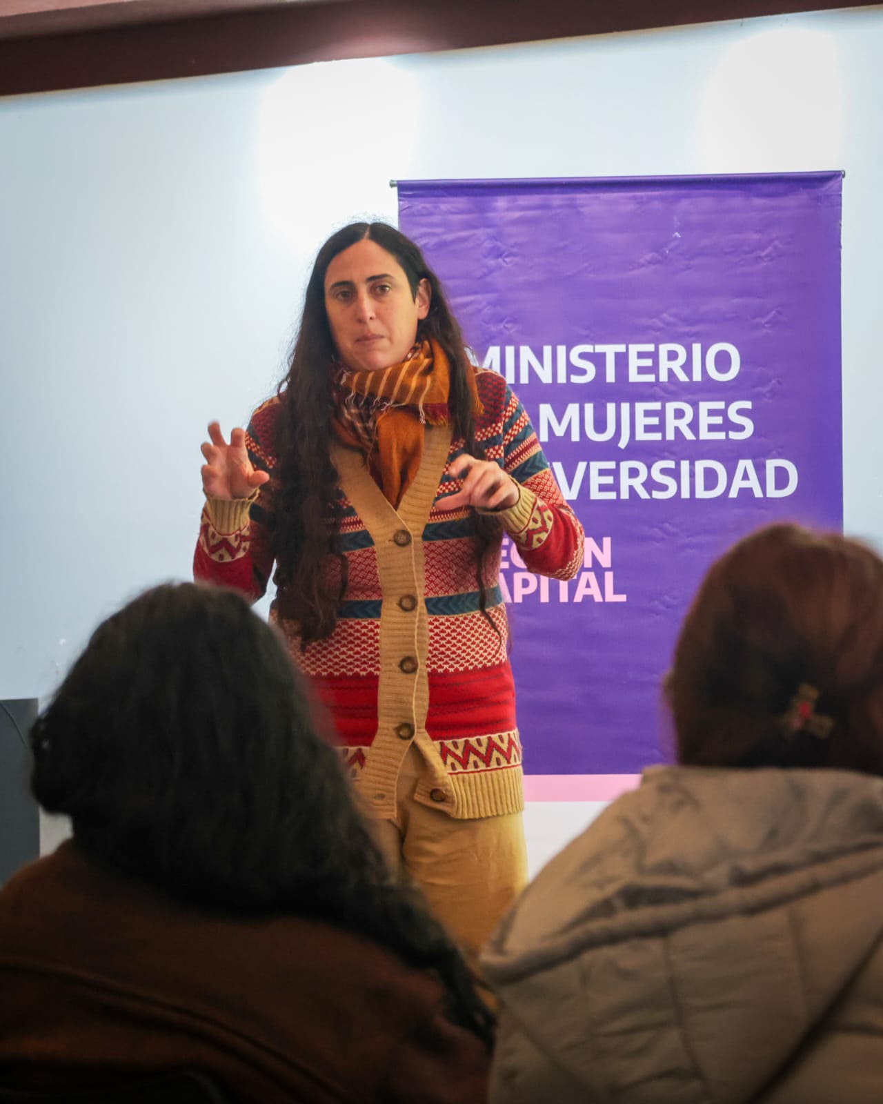SE REALIZÓ UNA JORNADA DE CAPACITACIÓN EN LEY MICAELA PARA FUNCIONARIOS Y FUNCIONARIAS MUNICIPALES